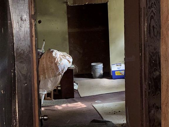 5th image of 307 Church Rd