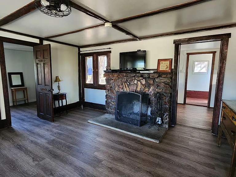 809 Talmadge Rd — Photo 23