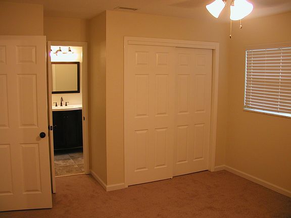 5th image of 5909 N Kenneth Ave