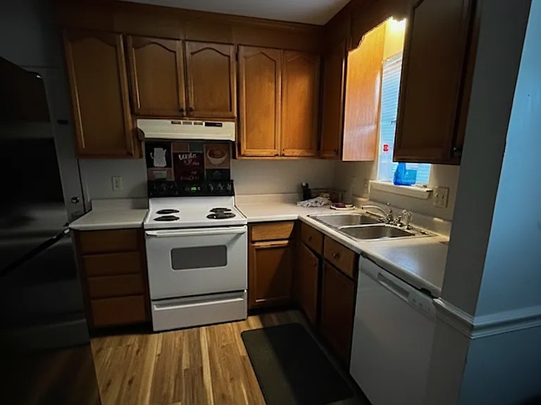 431 Sentry Oaks Dr — Photo 3