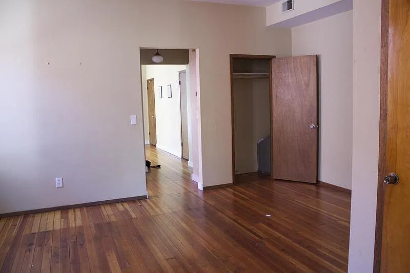 1 bed, 1.0 bath, $895 — Photo 4