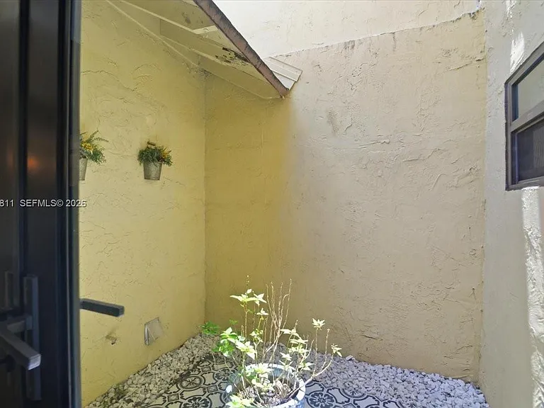 8008 SW 103rd Ave #8008 — Photo 8