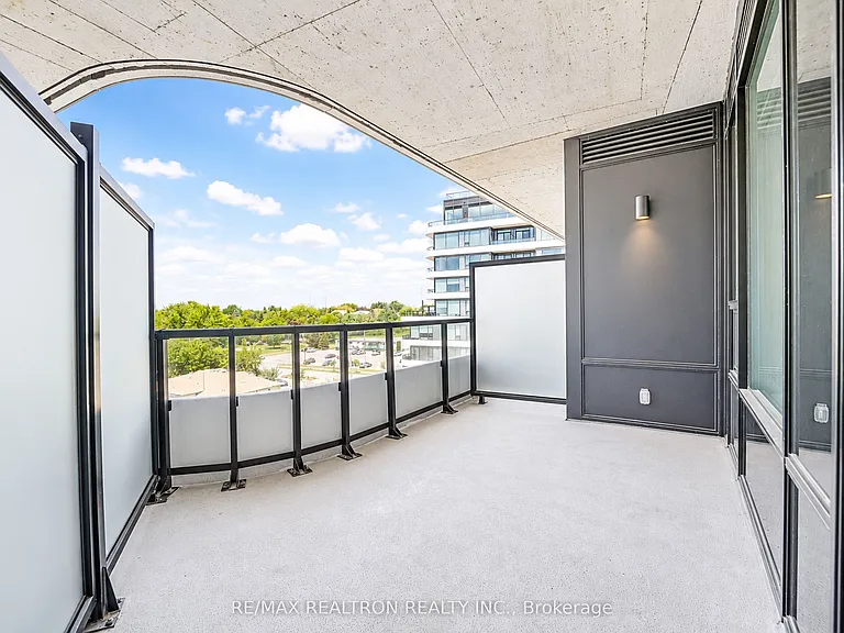 8188 Yonge St #627 — Photo 21