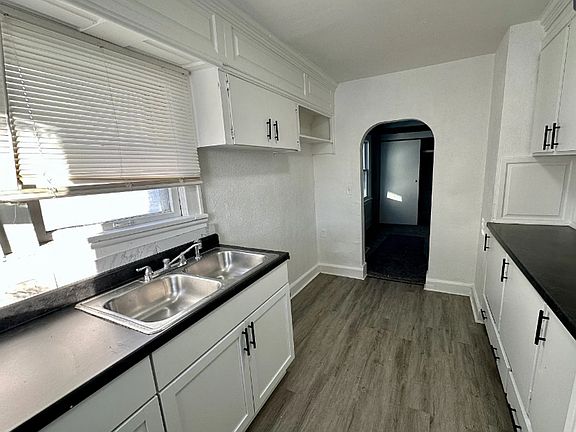 4th image of 1036 & 1038 Clay St #1