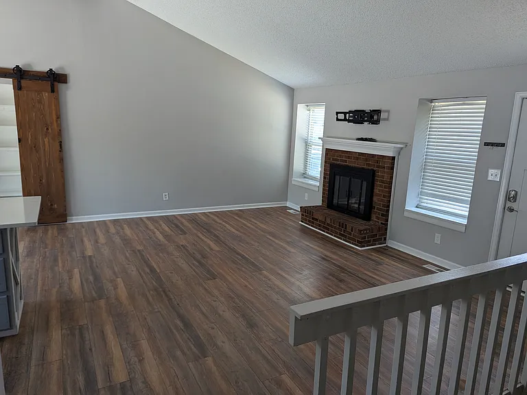 11172 W Patterson Pl — Photo 4