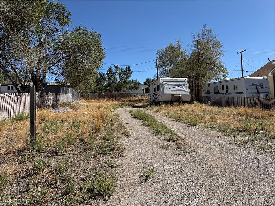 1st image of 876 Avenue B