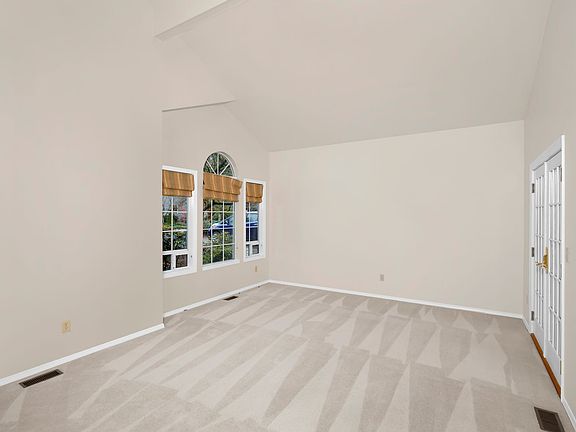 2nd image of 23011 NE 14th St