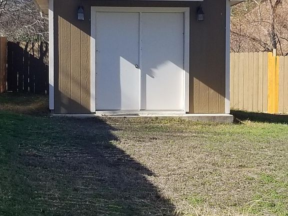 Front View Shed with Electricity