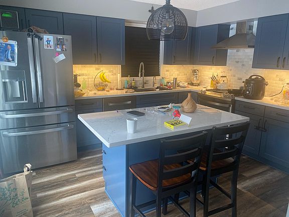 2nd image of 513 1st Ave NW