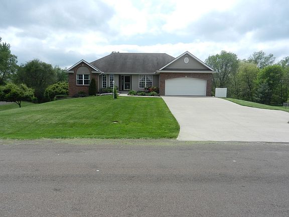 2nd image of 8 Mackenzie Dr