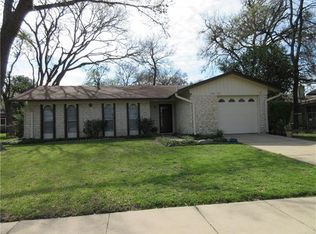 7201 Whispering Oaks Dr, Austin, TX 78745