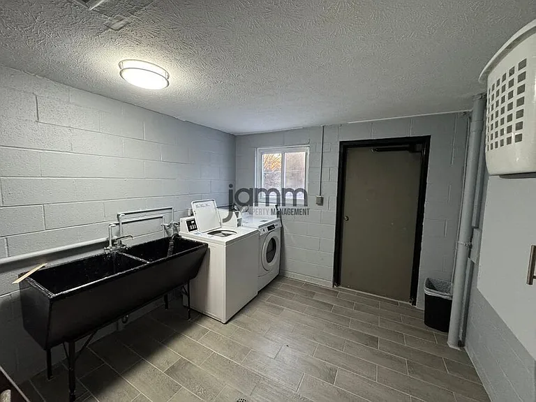 24325 Detroit Rd #A-201 — Photo 16