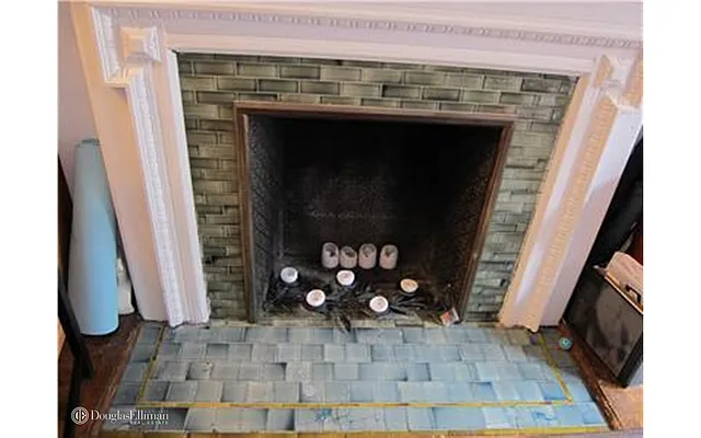 Rented by Douglas Elliman | media 12
