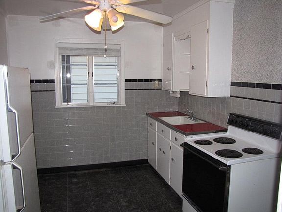5th image of 1084 Parkside Ave #2