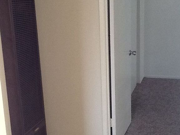 5th image of 801 803 805 Bedlow Dr #805