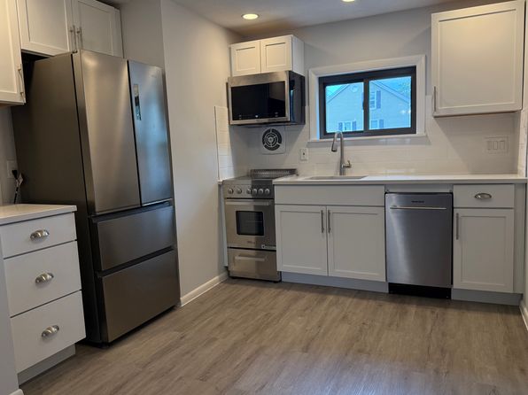 8 Friend St APT 4