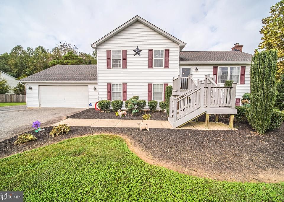 1st image of 39249 E Cusic Ct