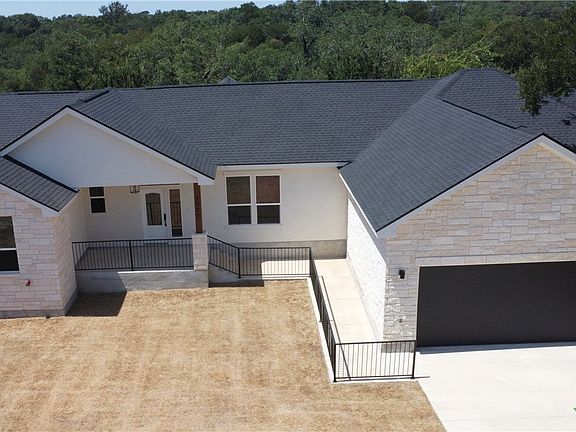4th image of 7022 Circle Oak Dr