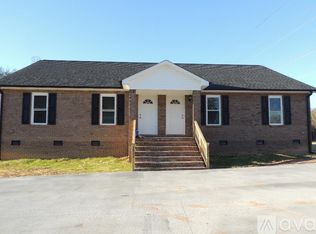 3903 Furnace Creek Dr #3903, Iron Station, NC 28080