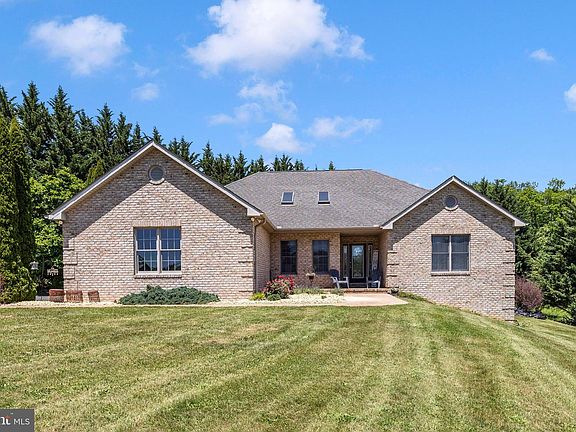 2nd image of 3448 Kaetzel Rd