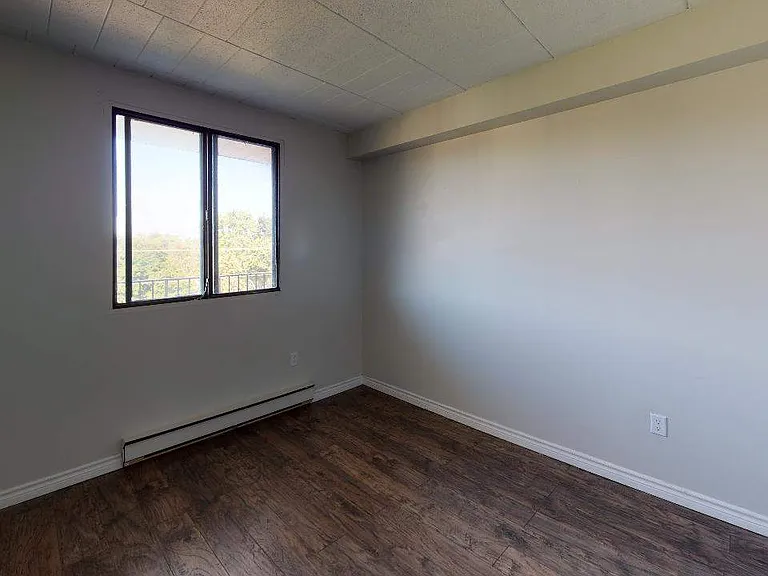475 Bruce Ave — Photo 7