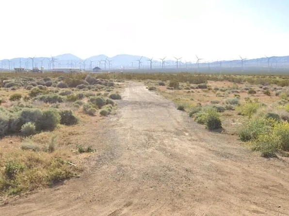 3793 Big Inch Pipeline Rd, Mojave, CA 93501