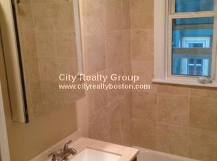 2 Johnson Ave #L12, Jamaica Plain, MA 02130