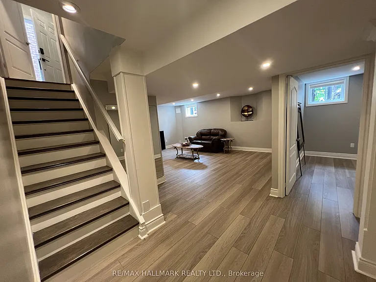 15 Cormorant Cres #BASEMENT — Photo 3
