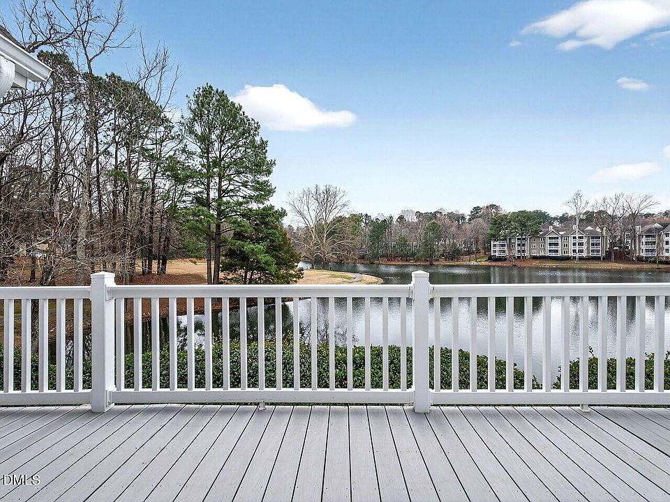 1st image of 121 Westview Cove Ln