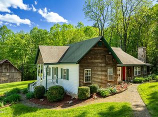 151 Stonebridge Ln, Mountain City, TN 37683