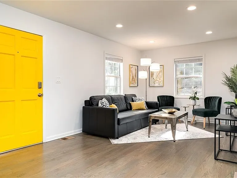 799 Verner St NW #B — Photo 2