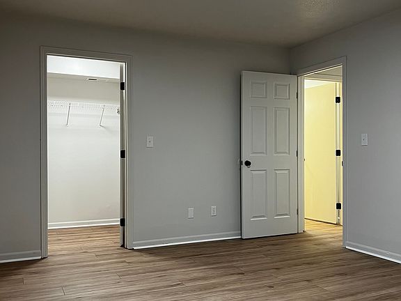 5th image of 240 Mar Kim Dr APT 4