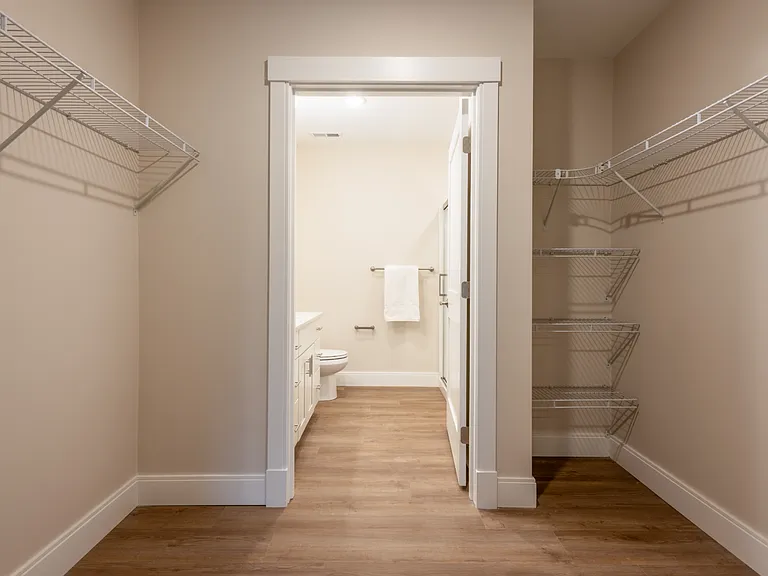 Truslow Residences — Photo 41