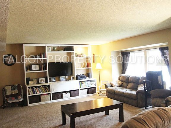 5th image of 8575 Cirrus Ct