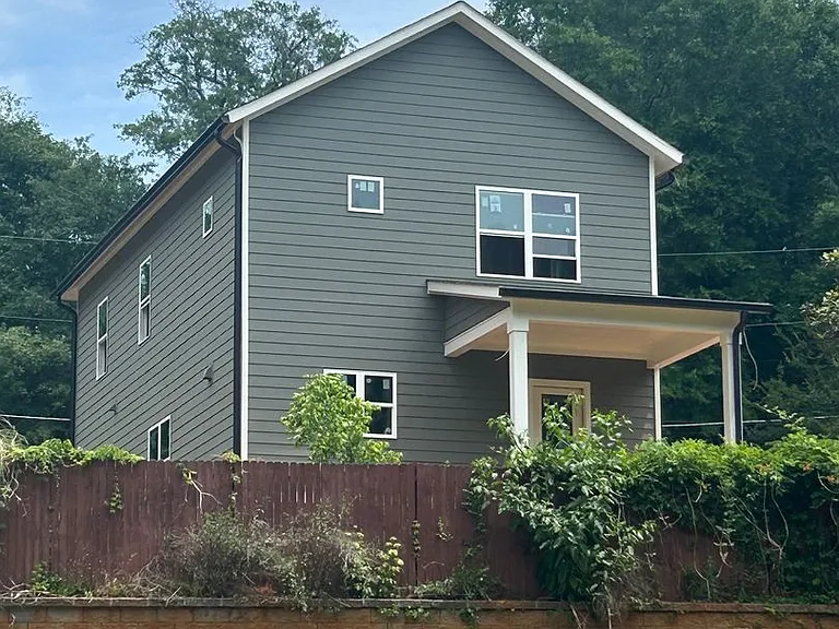 260 Griffeth St — Photo 18
