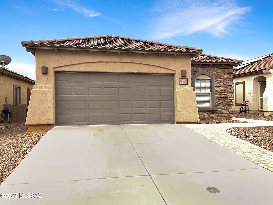 1st image of 865 W Calle Valenciana