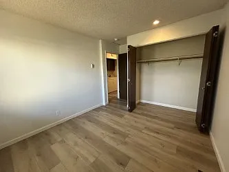 570 Peach St #11 — Photo 12