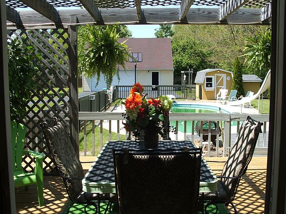 GREAT FOR ENTERTAINING