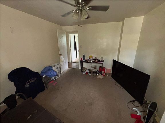 4th image of 7980 Aber Rd