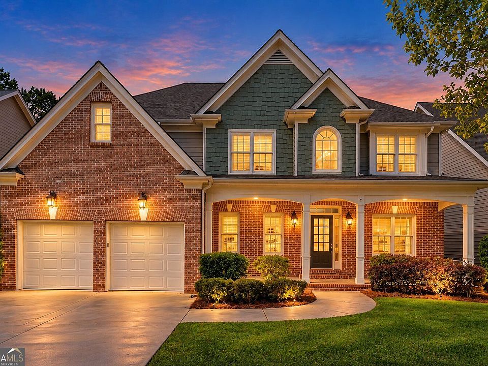 2nd image of 90 Whitegrass Way