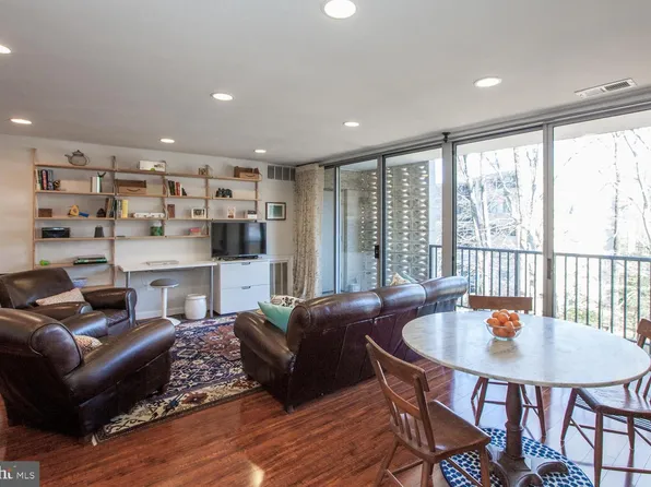 4415 Briarwood Ct N APT 32, Annandale, VA 22003