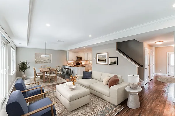 Highcroft Apartments
