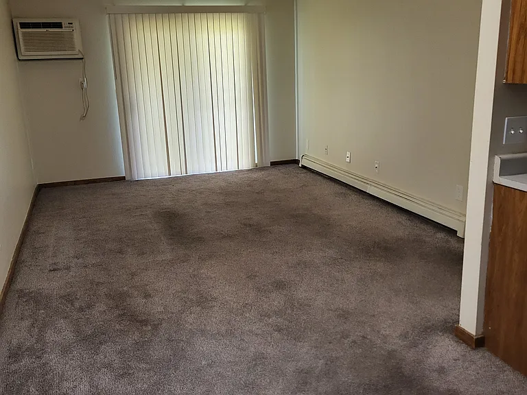 2130 Burton St SW #13 — Photo 7
