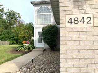 4842 W 93rd Ter, Crown Point, IN 46307