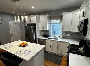 19 Woodville St FLOOR 3, Roxbury, MA 02119