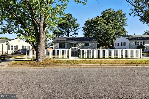 1002 Marton St Photo 1