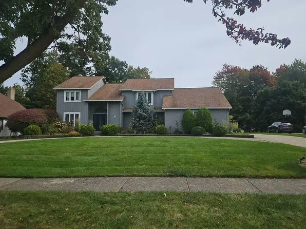 487 Lassiter Dr, Highland Heights, OH 44143