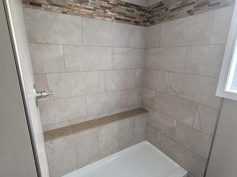 3010 Maple St — Photo 8