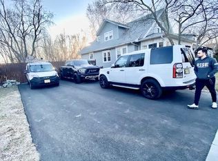 521 Zeisner Ave FLOOR 1, Riverton, NJ 08077