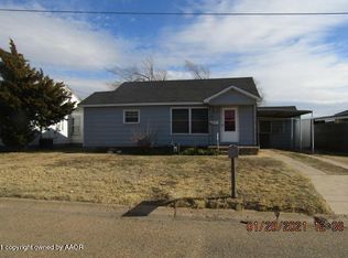 1112 Hedgecoke Dr, Borger, TX 79007